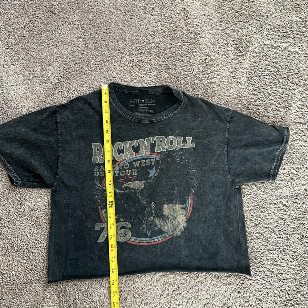 Fifth Sun Rock N Roll 1976 vintage style crop top with eagle easy to west tour - Picture 10 of 10